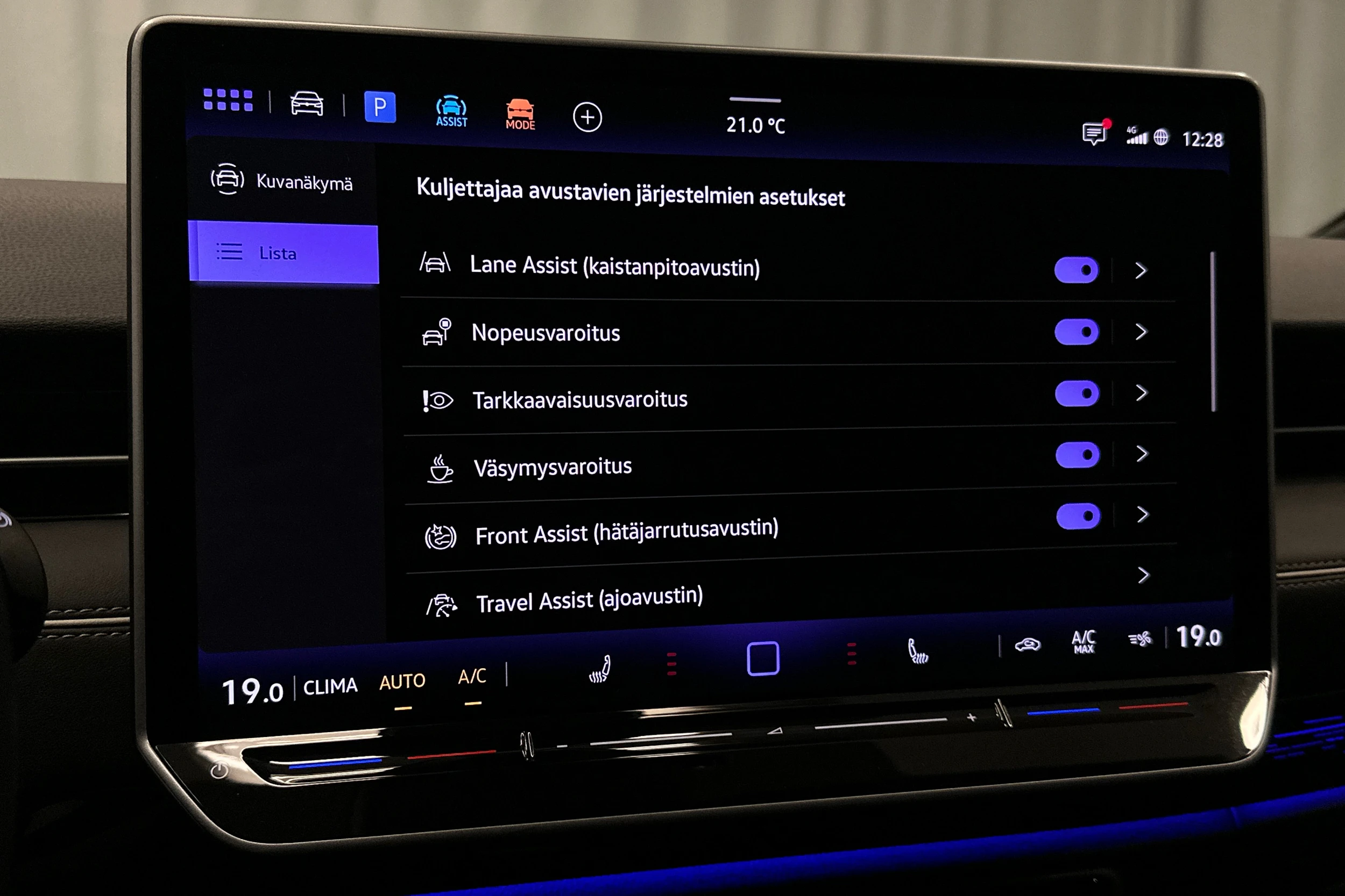 harmaa Volkswagen ID.7 2026 kuva 30.