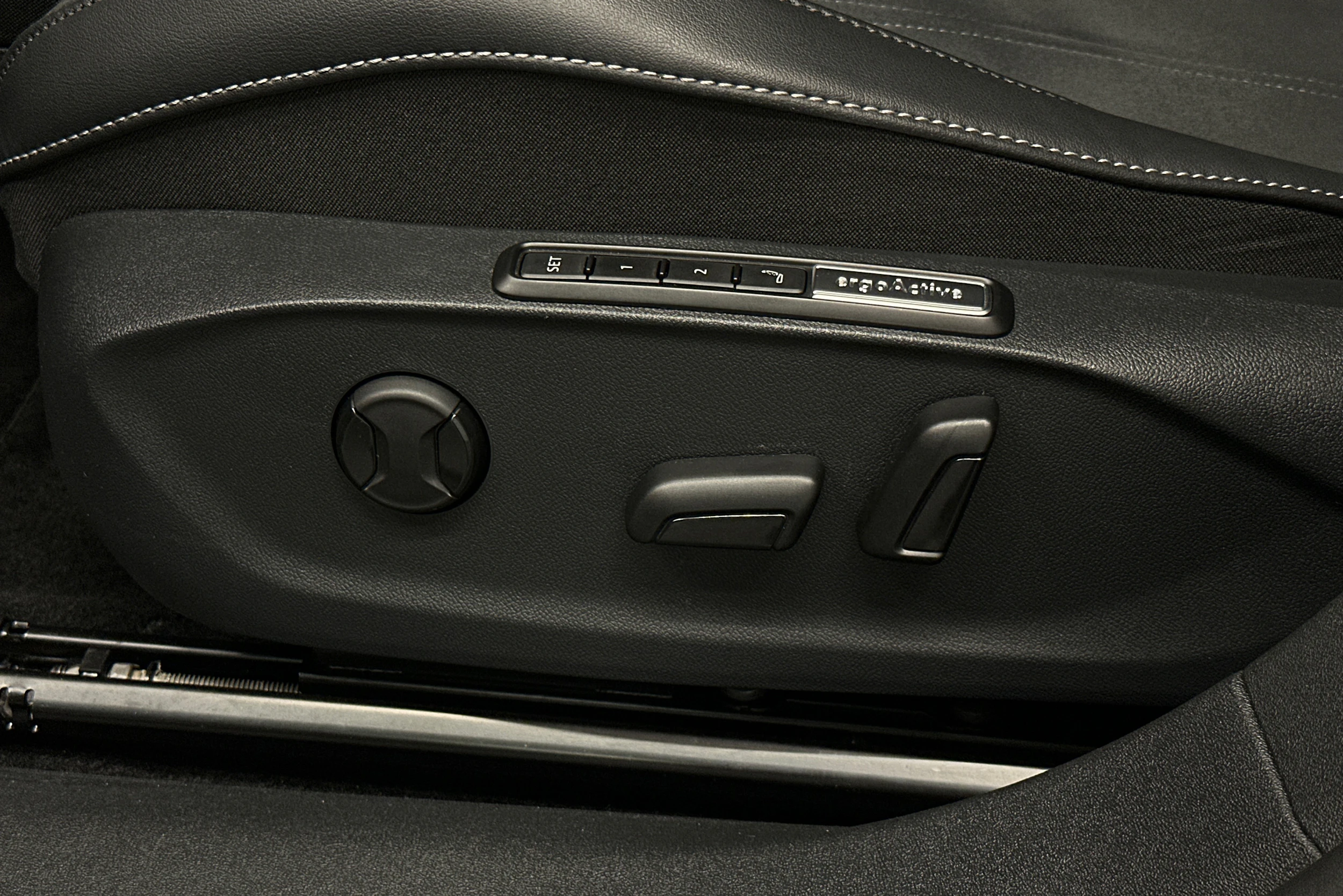 harmaa Volkswagen ID.7 2026 kuva 42.