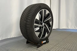 punainen Volkswagen ID.7 2026 kuva 13.