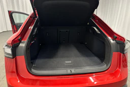 punainen Volkswagen ID.7 2026 kuva 41.