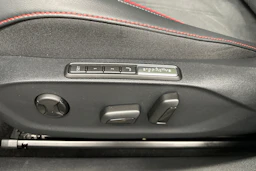 harmaa Volkswagen ID.7 2026 kuva 33.