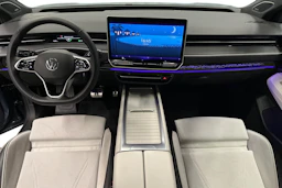 sininen Volkswagen ID.7 2026 kuva 9.