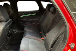punainen Volkswagen ID.7 2026 kuva 8.