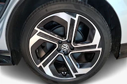 harmaa Volkswagen ID.7 2026 kuva 9.
