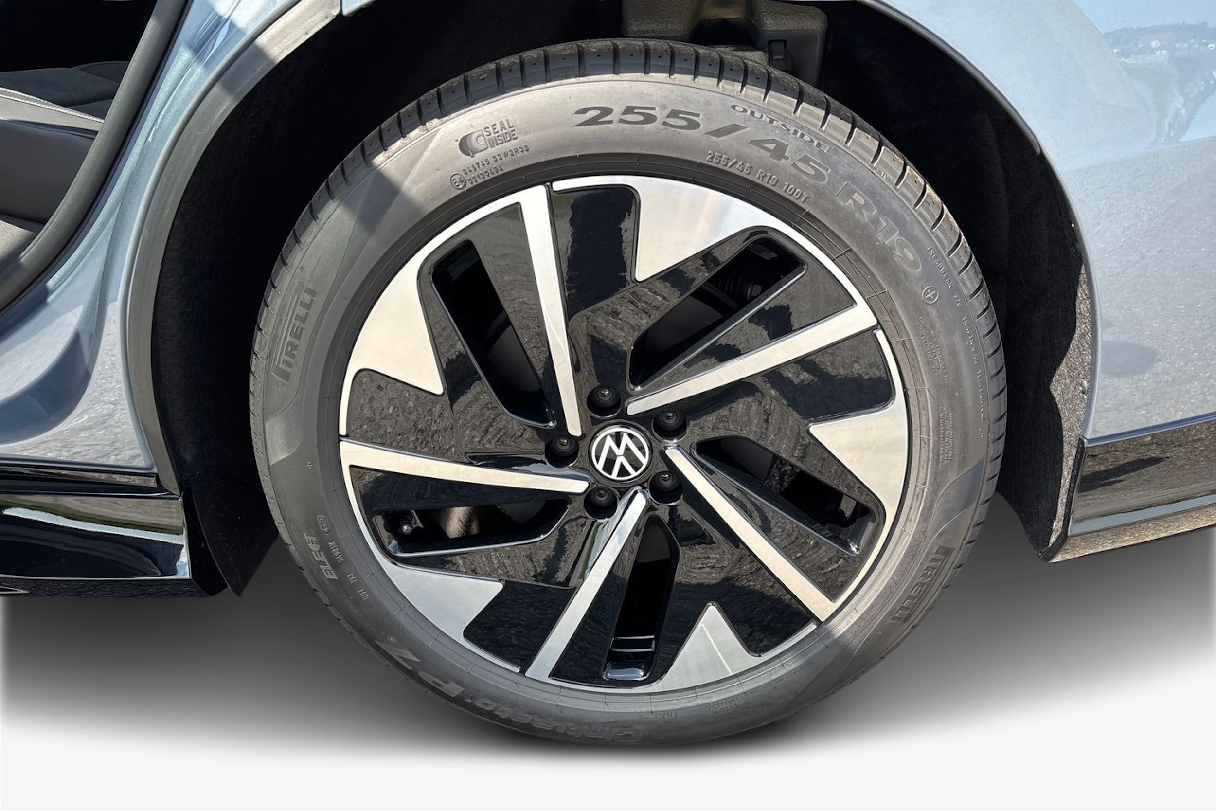 sininen Volkswagen ID.7 2026 kuva 9.