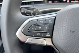 sininen Volkswagen ID.7 2026 kuva 14.
