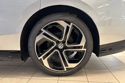 harmaa Volkswagen ID.7 2026 kuva 10.
