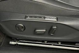 sininen Volkswagen ID.7 2026 kuva 37.