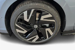 sininen Volkswagen ID.7 2026 kuva 9.