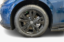 sininen Volkswagen ID.7 2026 kuva 9.