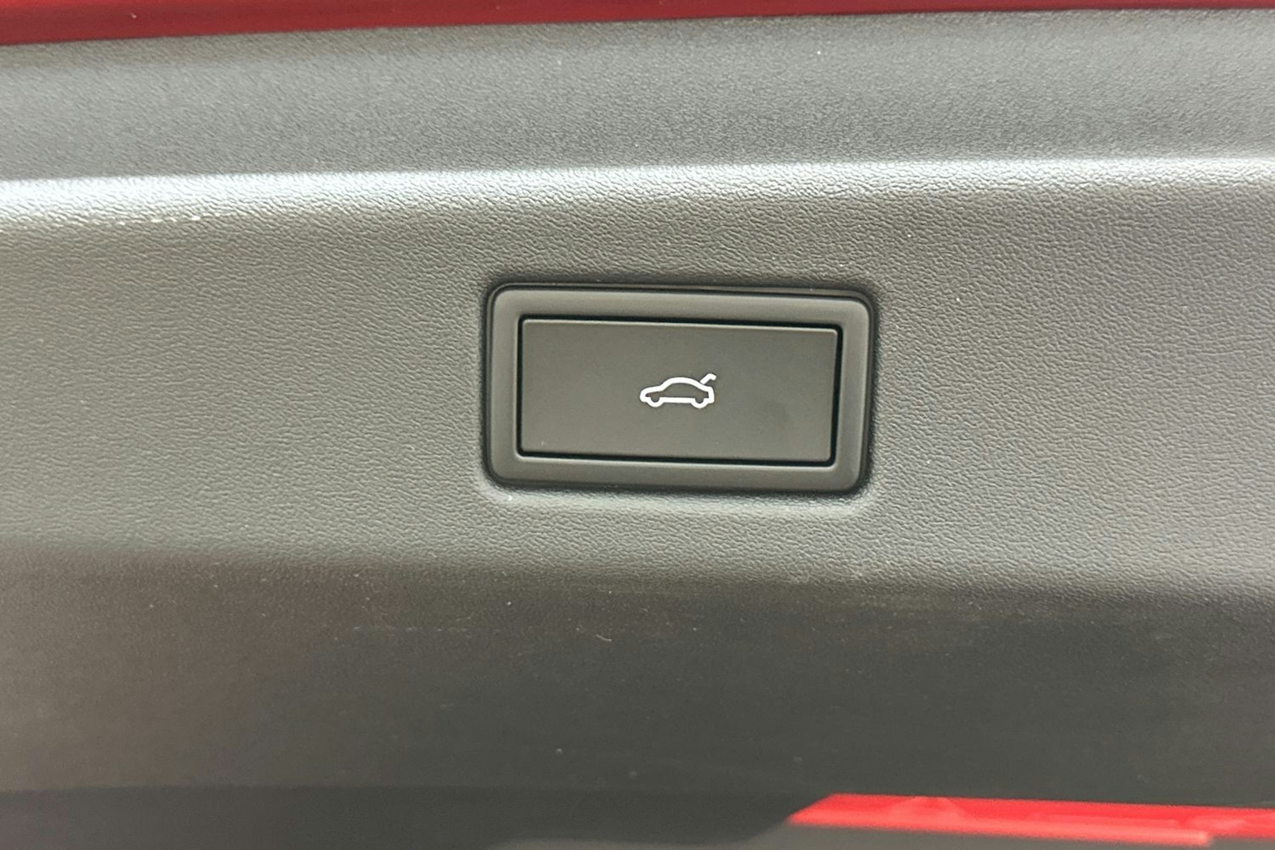 punainen Volkswagen ID.7 2026 kuva 12.