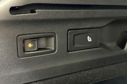 punainen Volkswagen ID.7 2026 kuva 13.