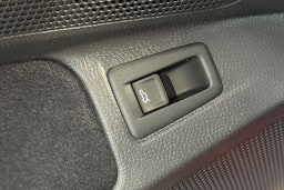 punainen Volkswagen ID.7 2026 kuva 15.