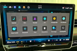 punainen Volkswagen ID.7 2026 kuva 27.