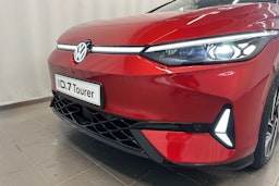 punainen Volkswagen ID.7 2026 kuva 36.