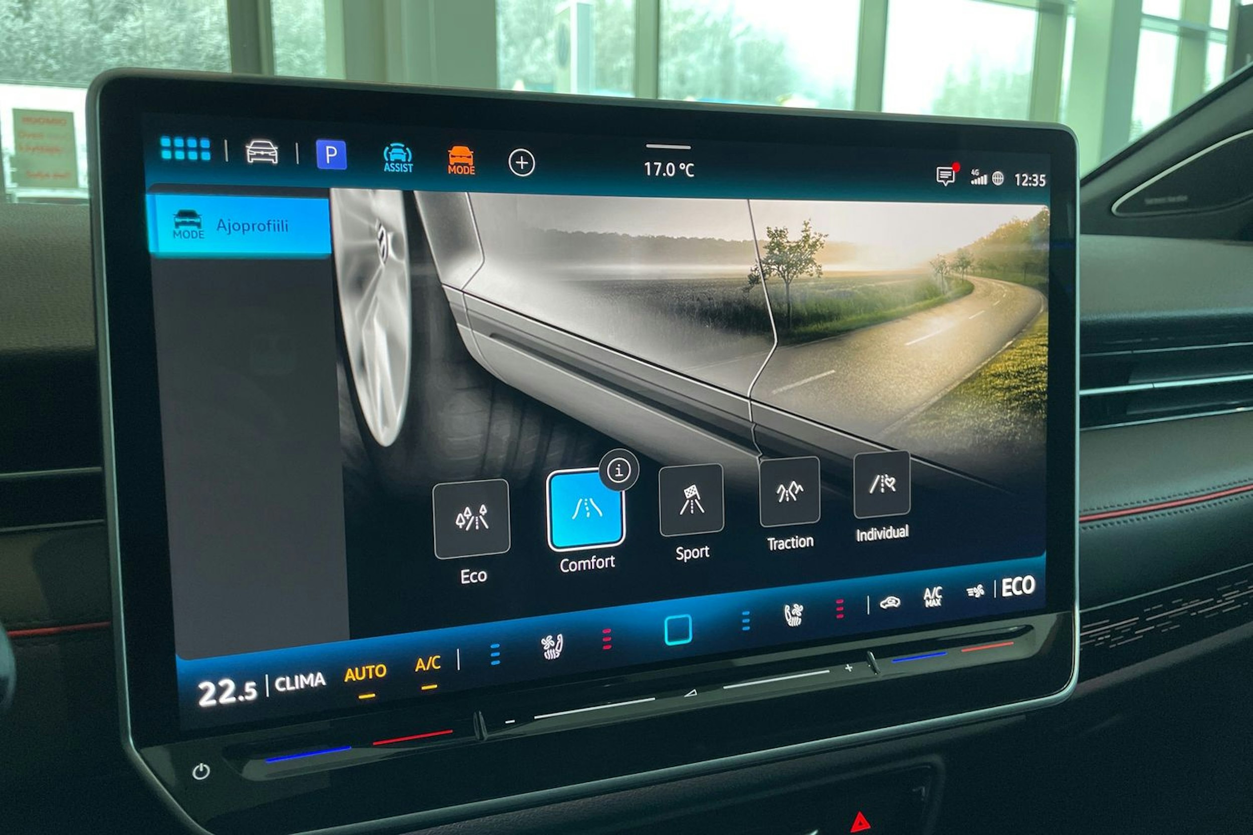 harmaa Volkswagen ID.7 2026 kuva 13.