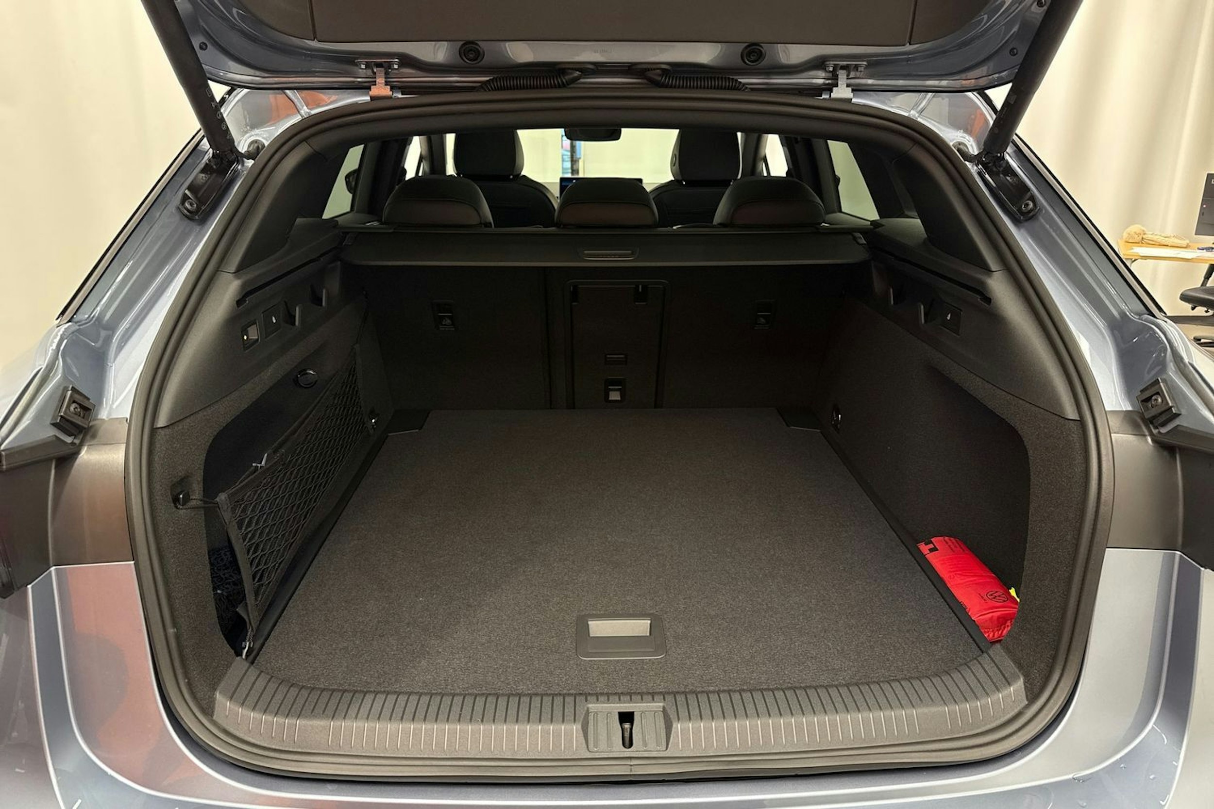 met. sininen Volkswagen ID.7 2026 kuva 12.