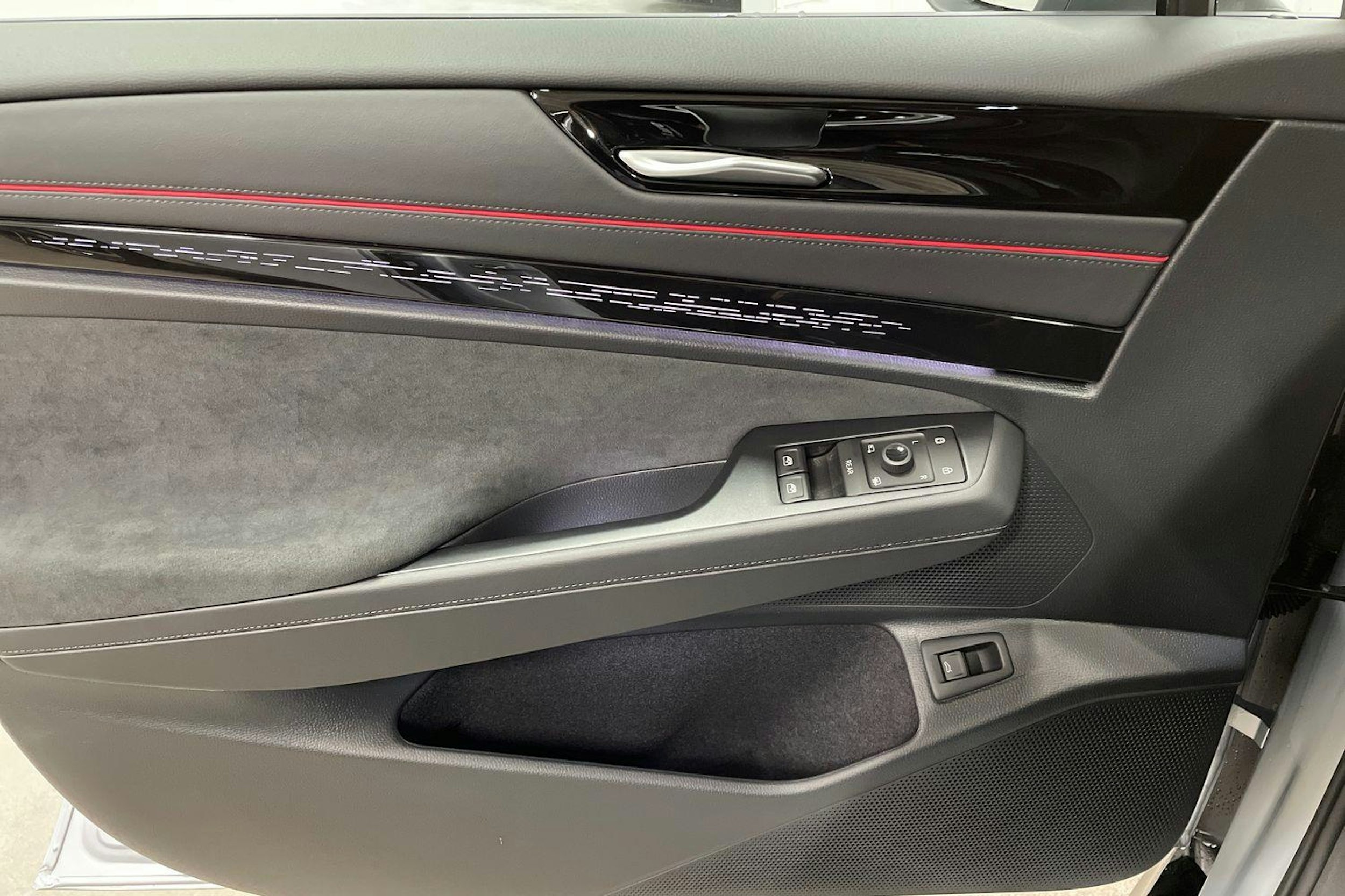 harmaa Volkswagen ID.7 2026 kuva 14.