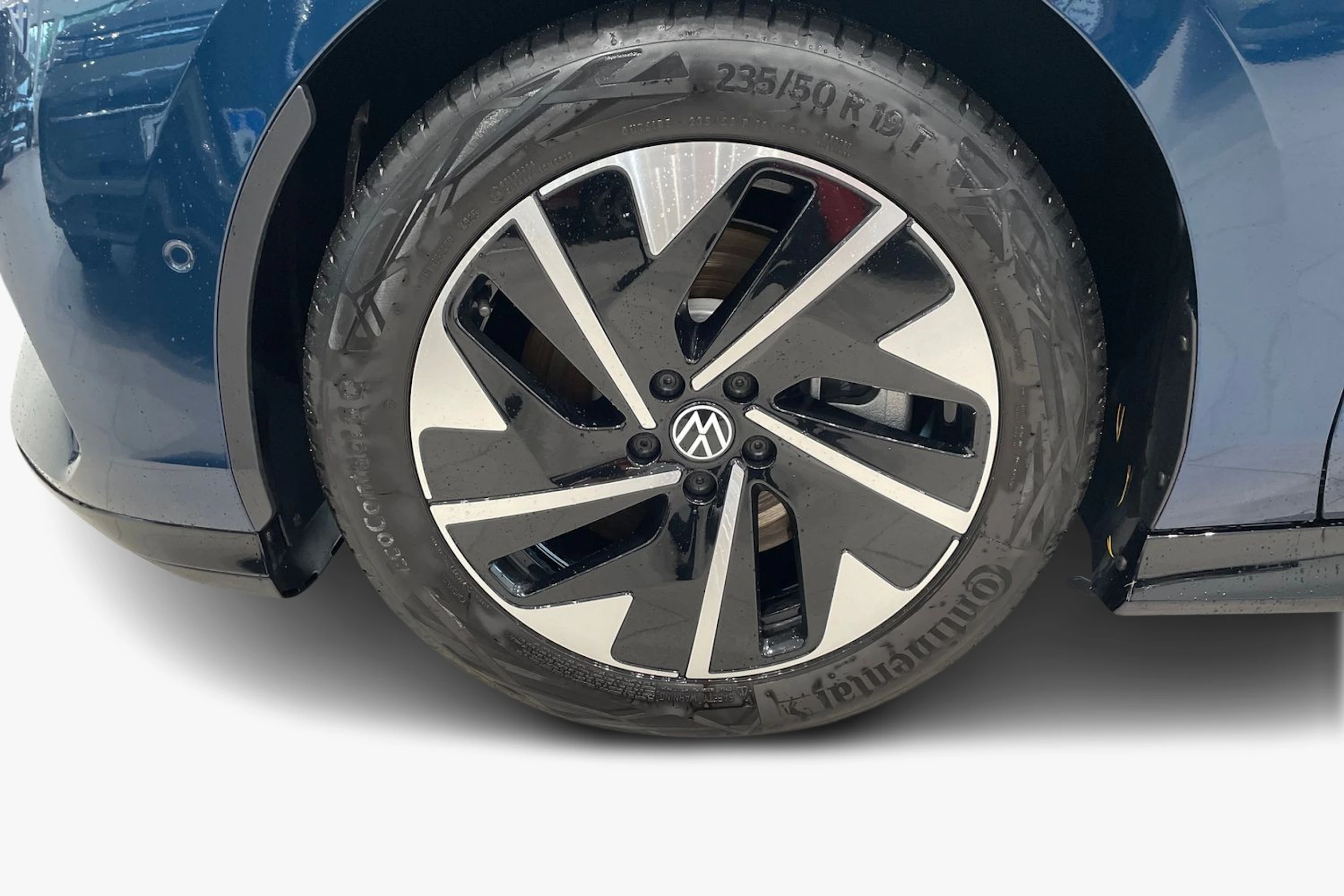 sininen Volkswagen ID.7 2026 kuva 9.