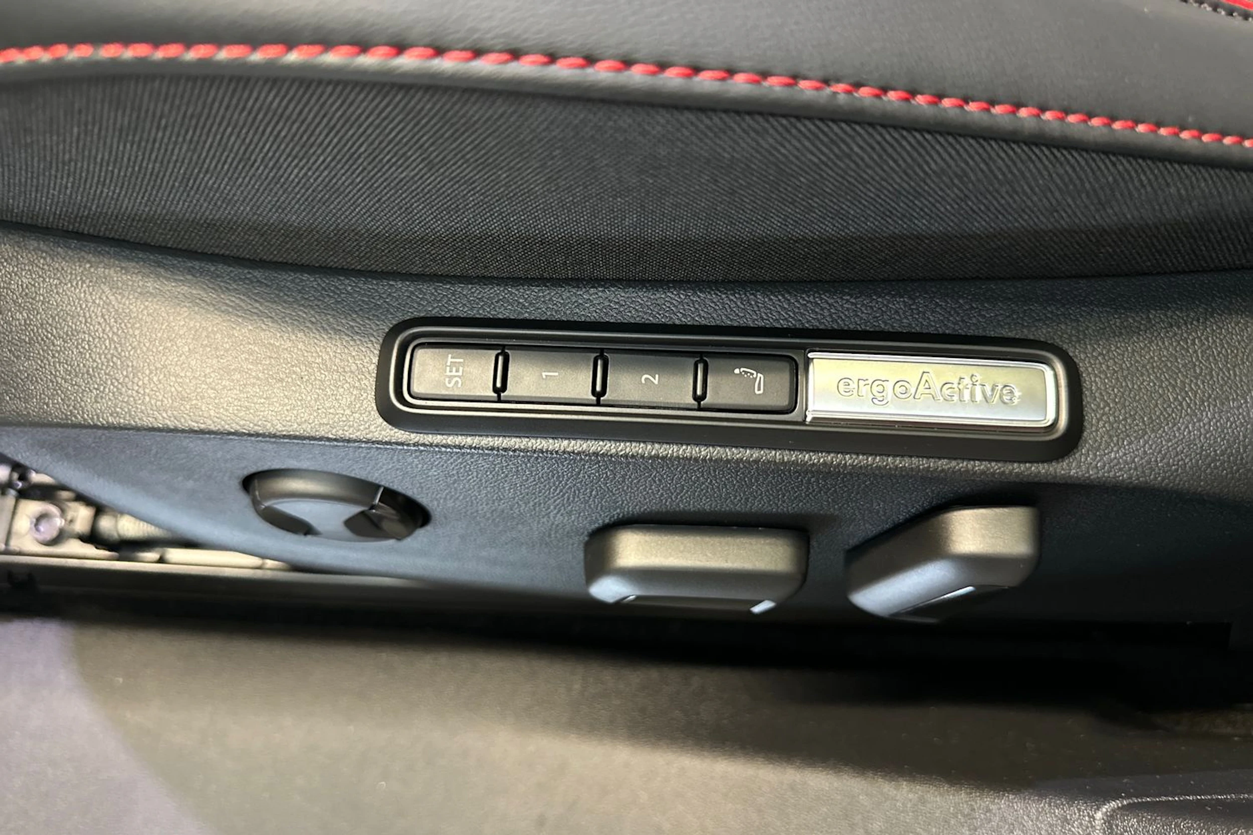sininen Volkswagen ID.7 2026 kuva 11.