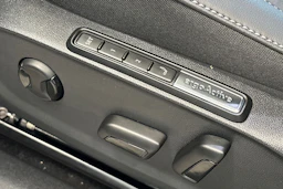 valkoinen Volkswagen ID.7 2026 kuva 23.
