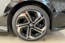 musta Volkswagen ID.7 2026 kuva 10.