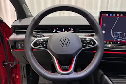 met. punainen Volkswagen ID.7 2026 kuva 16.