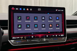 met. punainen Volkswagen ID.7 2026 kuva 18.