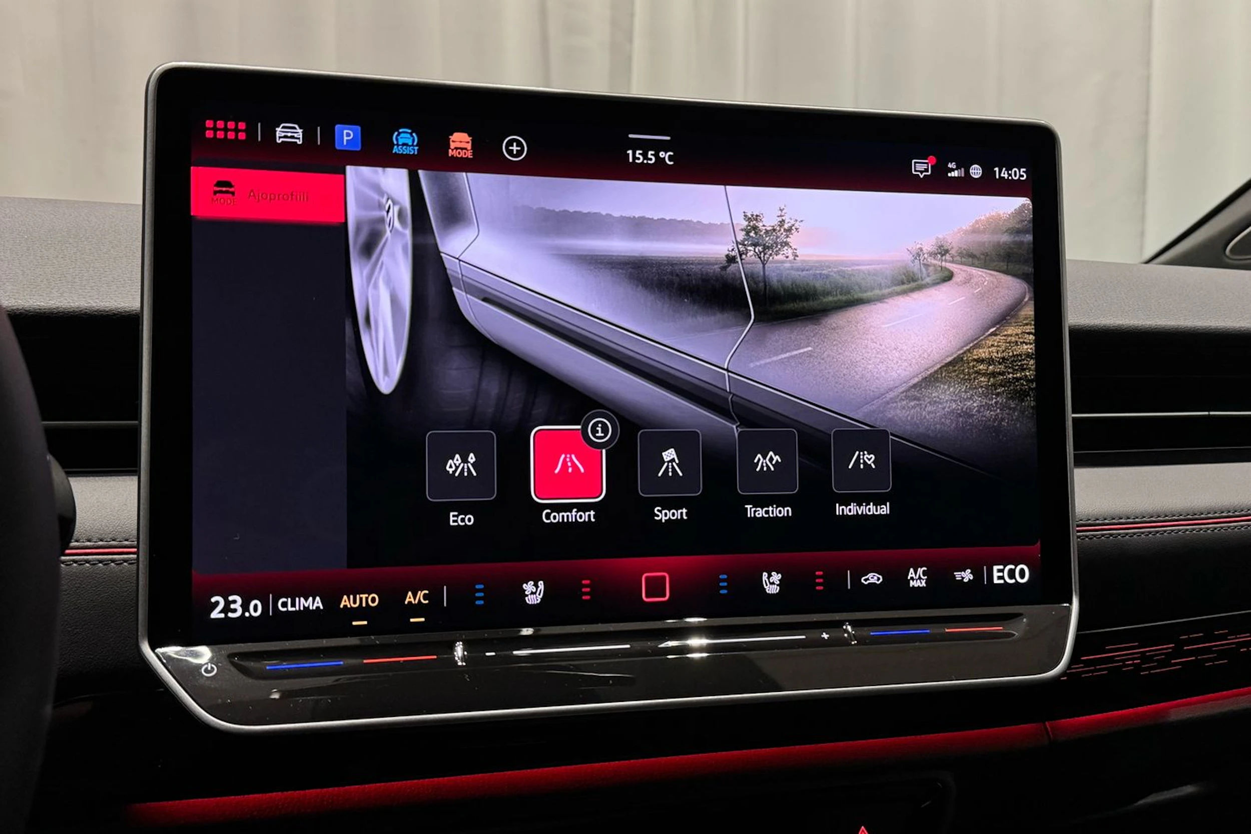 met. punainen Volkswagen ID.7 2026 kuva 24.