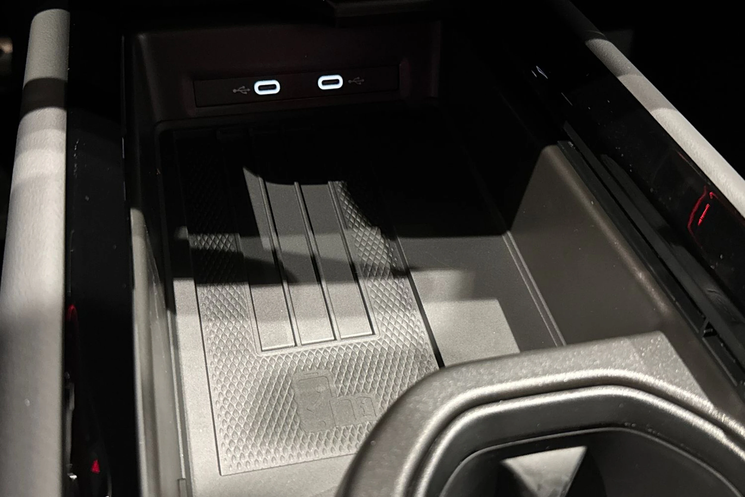 met. punainen Volkswagen ID.7 2026 kuva 28.