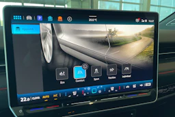 punainen Volkswagen ID.7 2026 kuva 12.