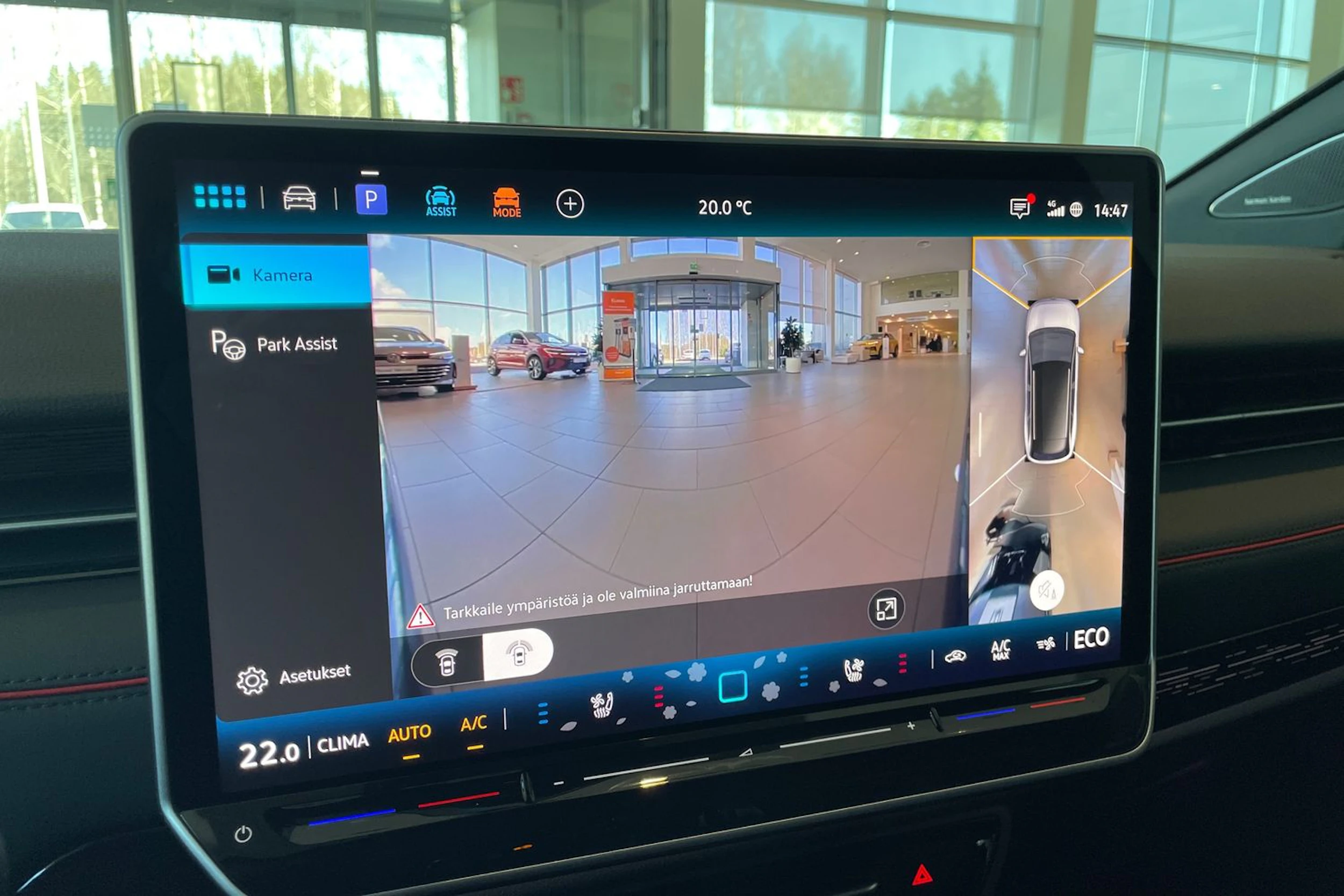 punainen Volkswagen ID.7 2026 kuva 15.