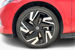 punainen Volkswagen ID.7 2026 kuva 9.