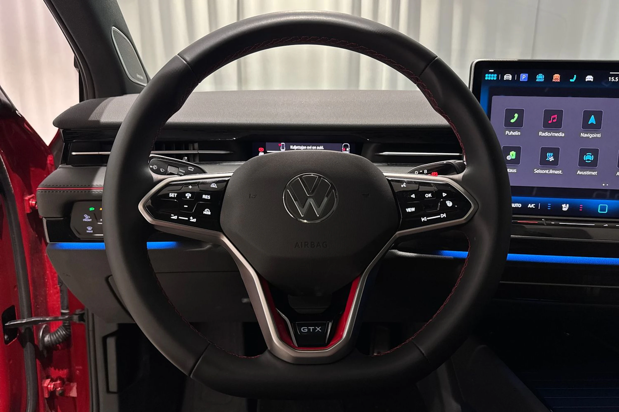 punainen Volkswagen ID.7 2026 kuva 19.
