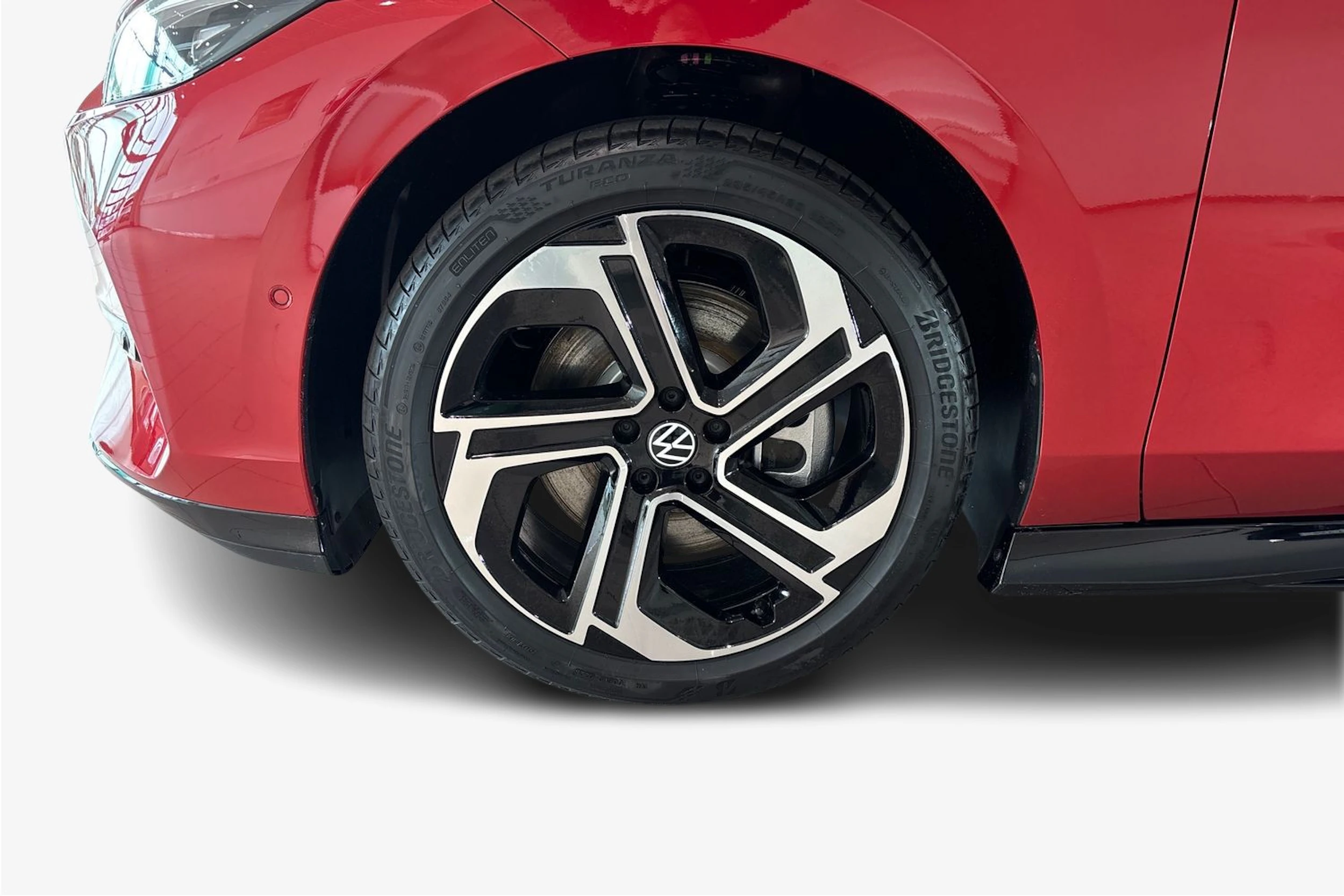 punainen Volkswagen ID.7 2026 kuva 9.