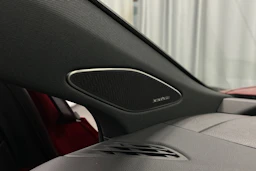 punainen Volkswagen ID.7 2026 kuva 31.