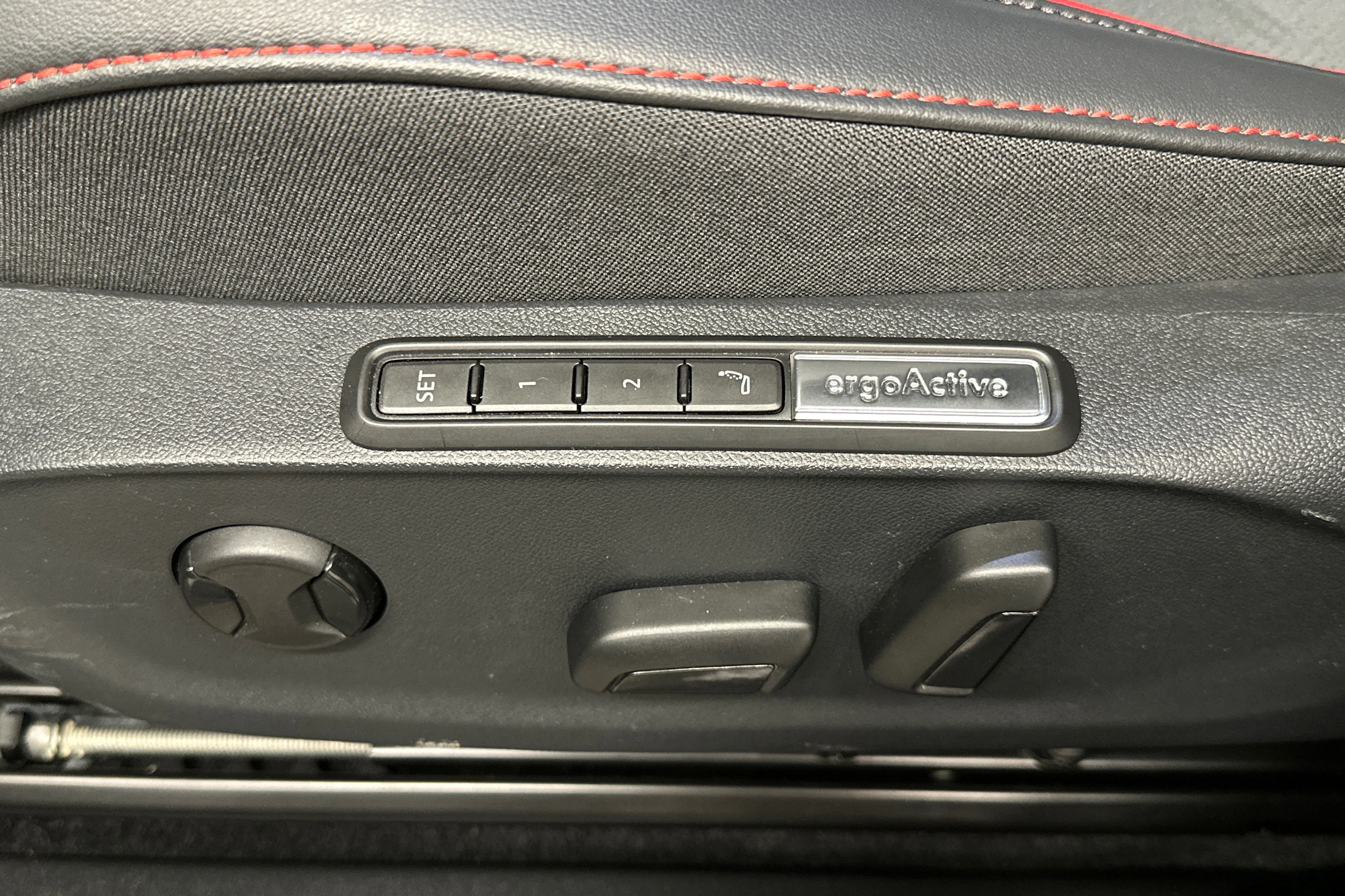 harmaa Volkswagen ID.7 2026 kuva 36.