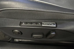 valkoinen Volkswagen ID.7 2026 kuva 36.