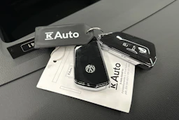 valkoinen Volkswagen ID.7 2026 kuva 40.