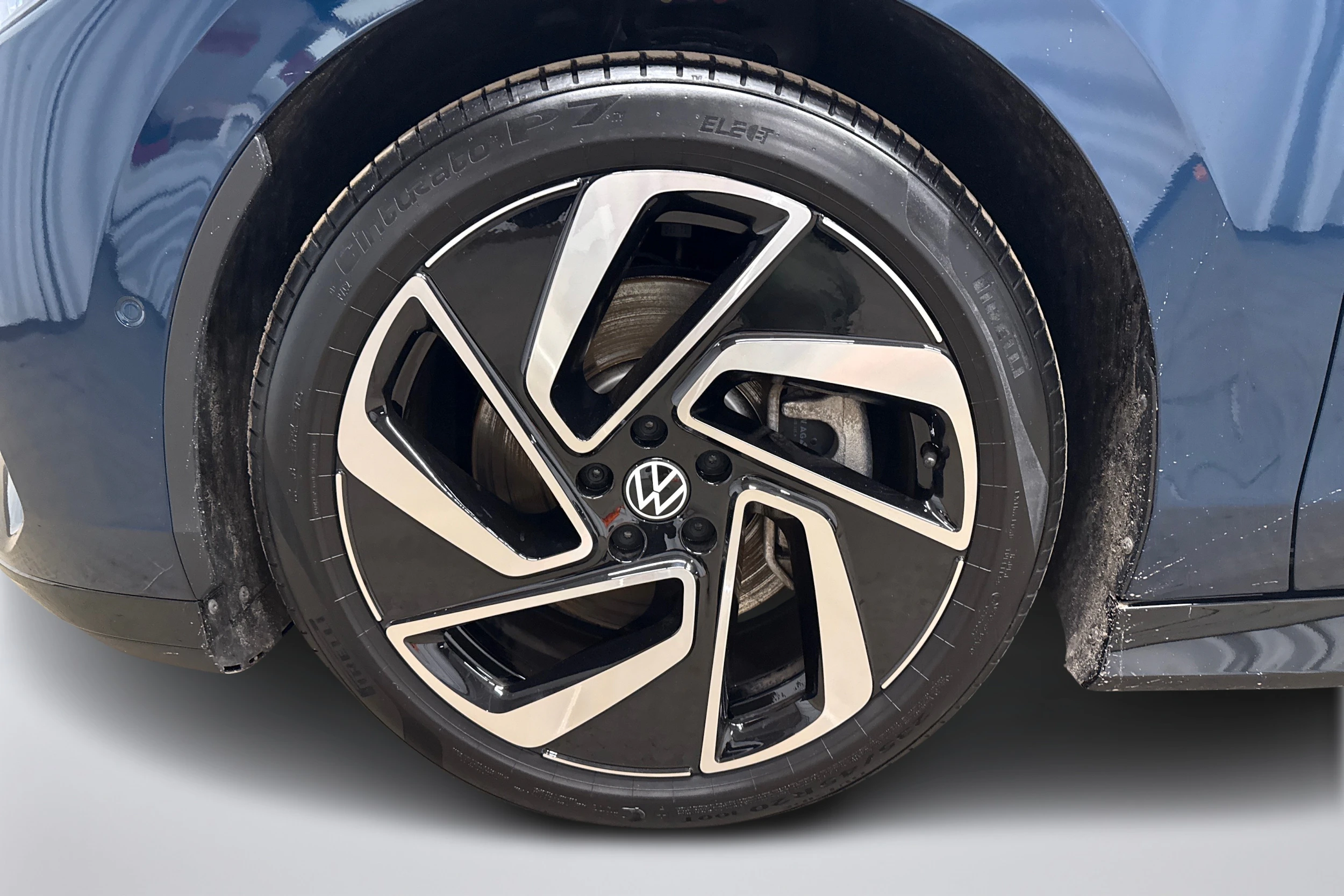 sininen Volkswagen ID.7 2026 kuva 12.