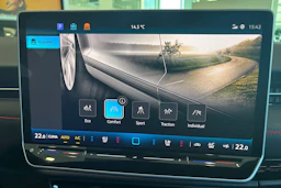 harmaa Volkswagen ID.7 2026 kuva 12.