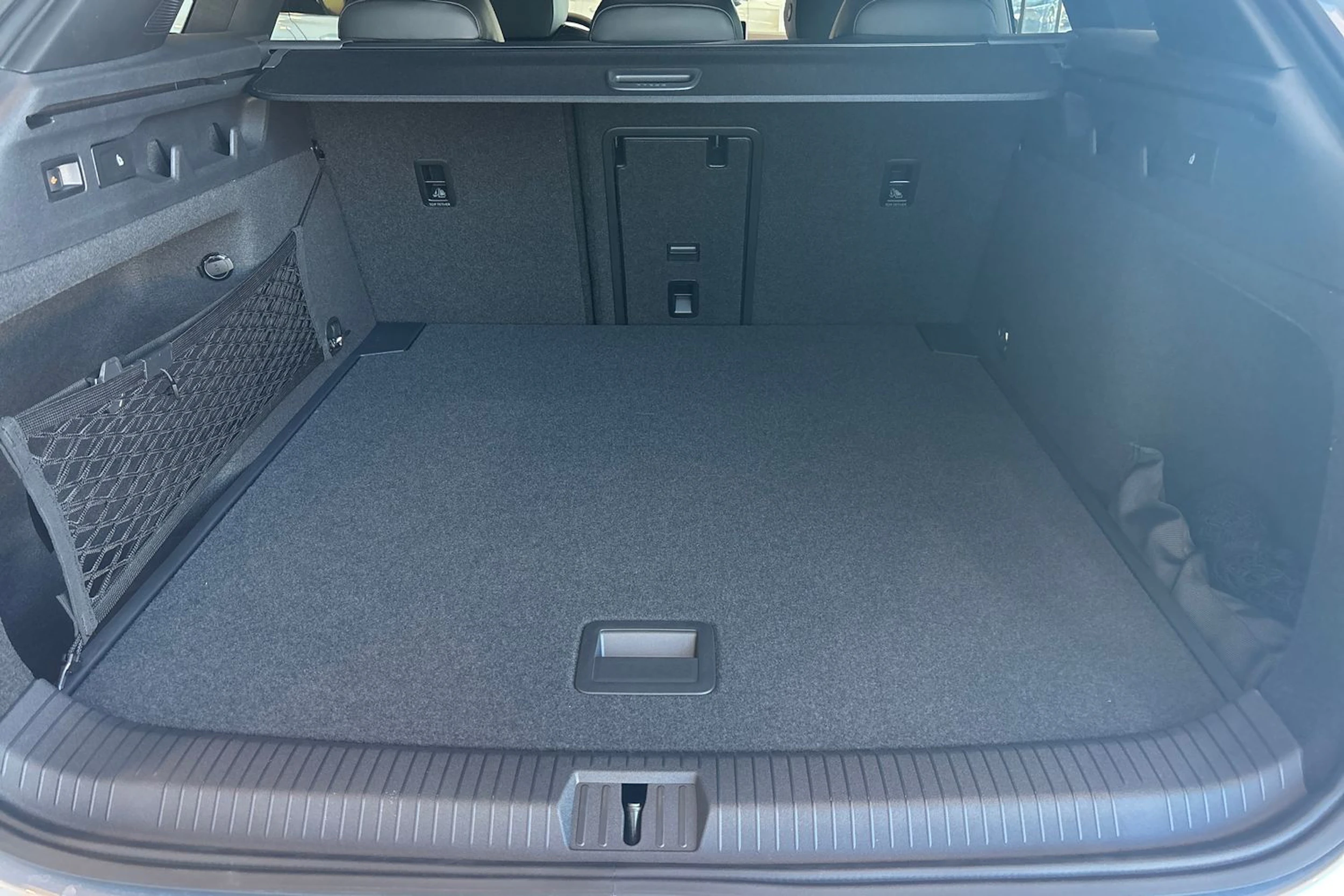 harmaa Volkswagen ID.7 2026 kuva 13.