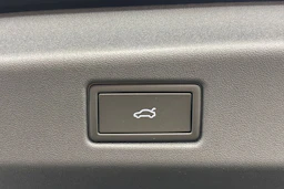 met. musta Volkswagen ID.7 2027 kuva 27.