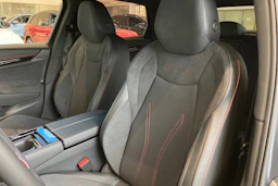 sininen Volkswagen ID.7 2027 kuva 11.