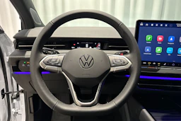 met. valkoinen Volkswagen ID.7 2027 kuva 16.