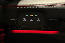 met. punainen Volkswagen ID.7 2027 kuva 16.