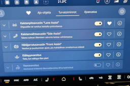 sininen Volkswagen ID.7 2027 kuva 18.
