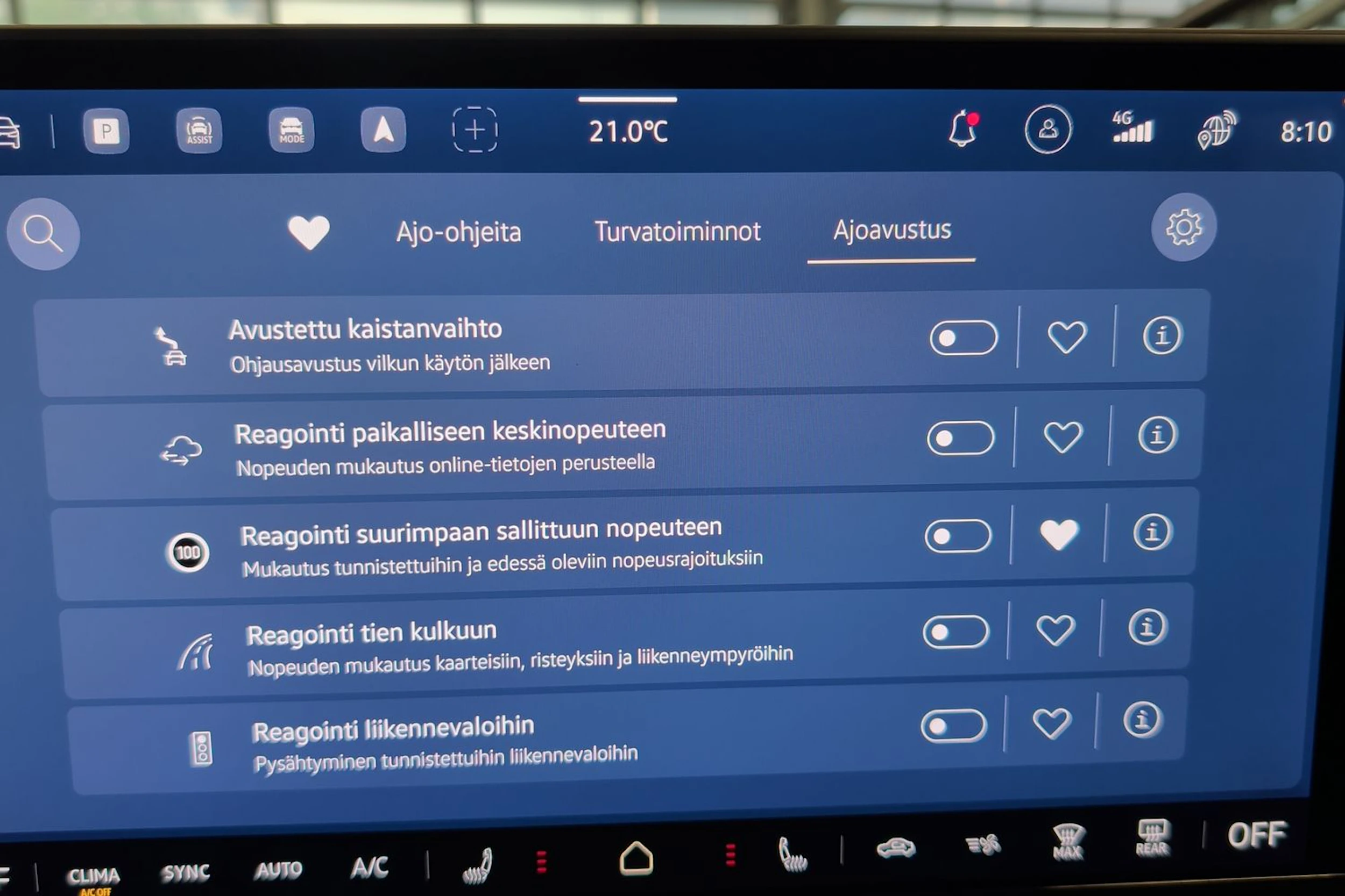 sininen Volkswagen ID.7 2027 kuva 19.