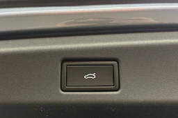 met. sininen Volkswagen ID.7 2027 kuva 27.