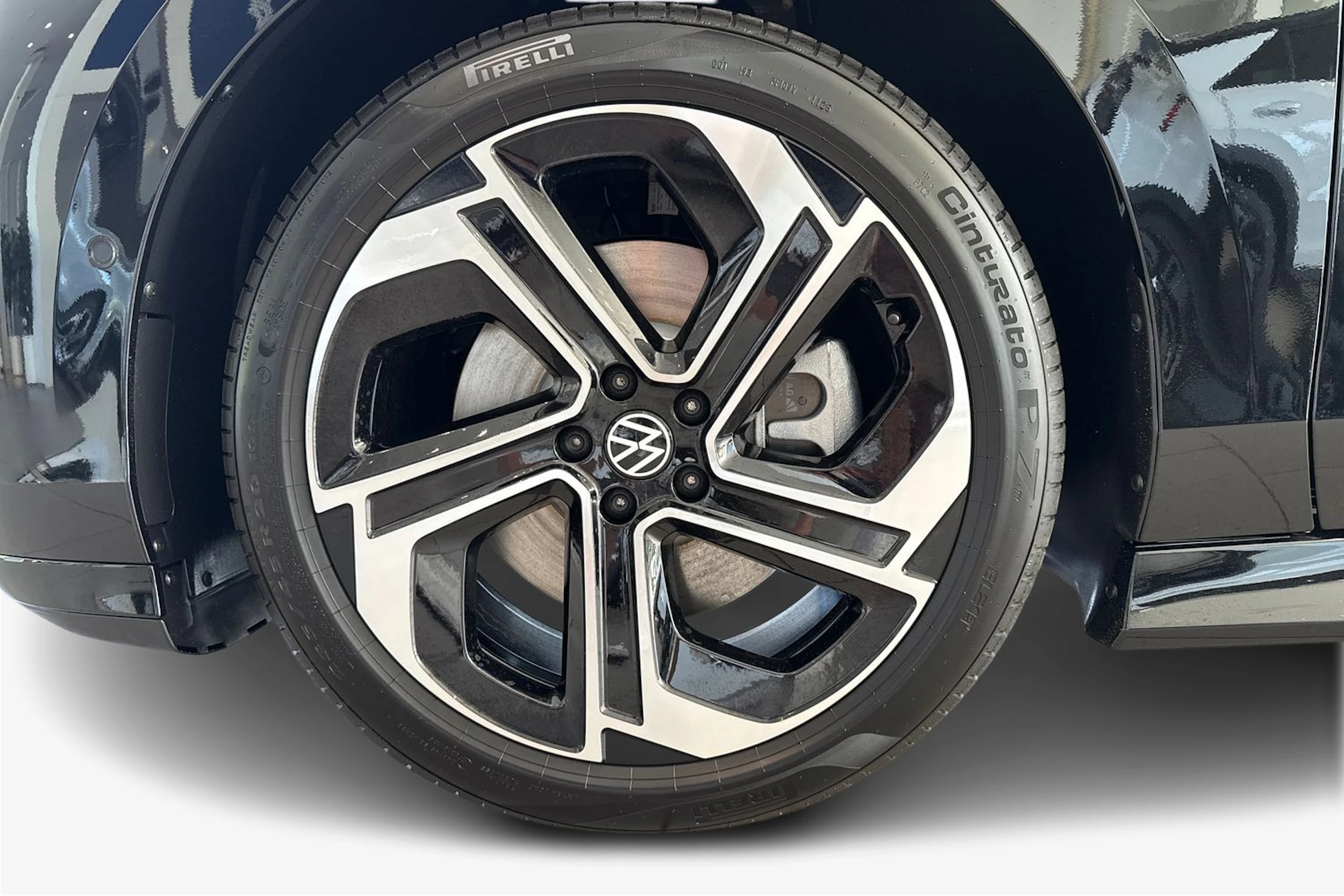 musta Volkswagen ID.7 2027 kuva 9.